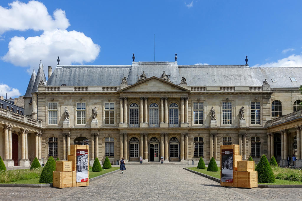 Hôtel de Soubise - Essential thing to do in Paris