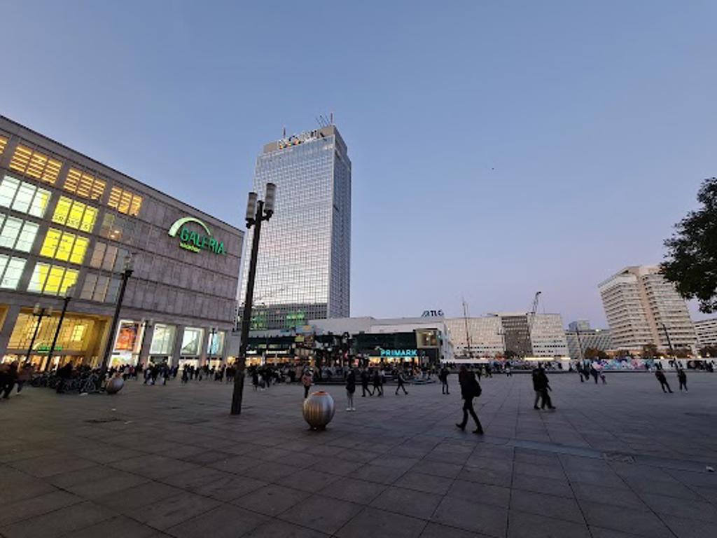 Alexanderplatz image 5