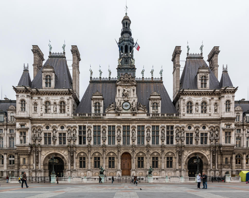 Experience Hôtel de Ville - Top sight in Paris