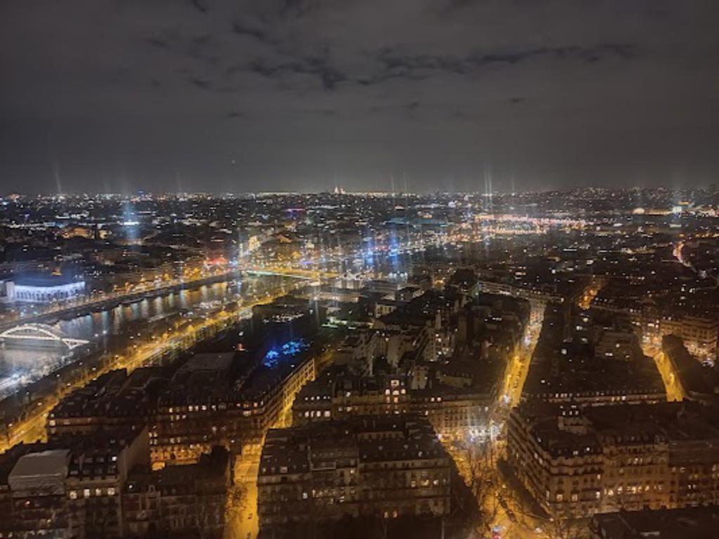 Tour eiffel 2e étage image 4