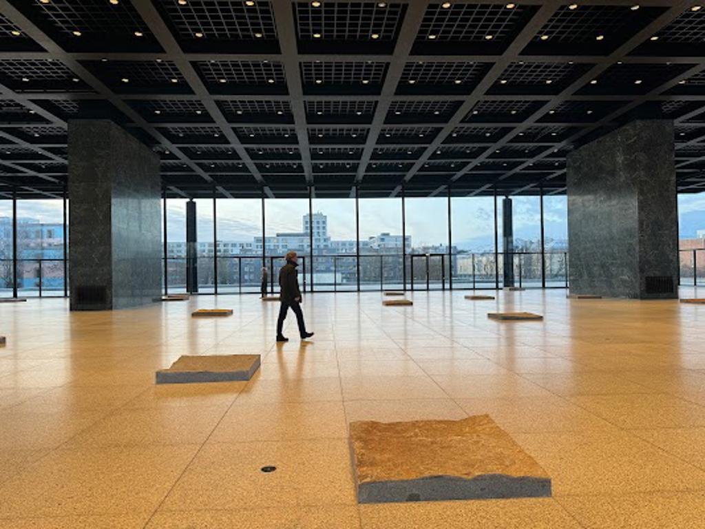 Neue nationalgalerie image 2