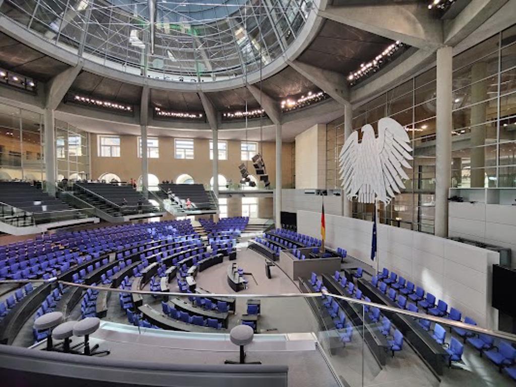 Reichstagskuppel image 6