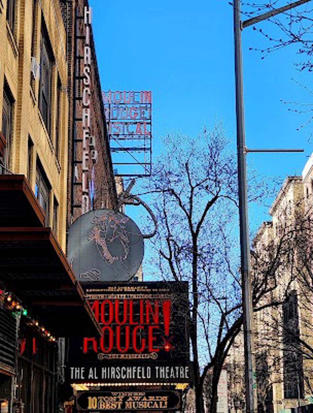 Moulin rouge image 2