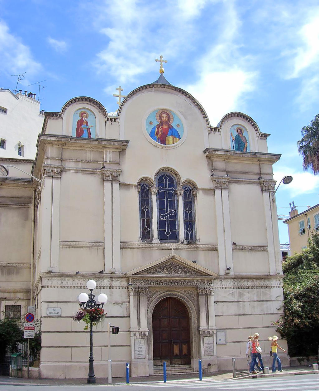 Discover Église Saint-Nicolas et Sainte-Alexandra - Amazing attraction in Nice