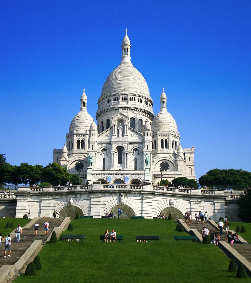 Basilica of the Sacred Heart of Paris - Essential thing to do in Paris