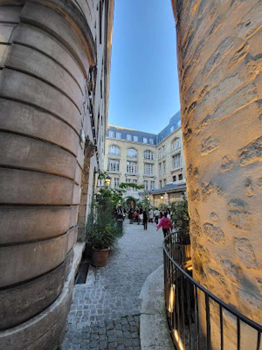 Experience Tour de l'enceinte de Philippe Auguste - Top sight in Paris