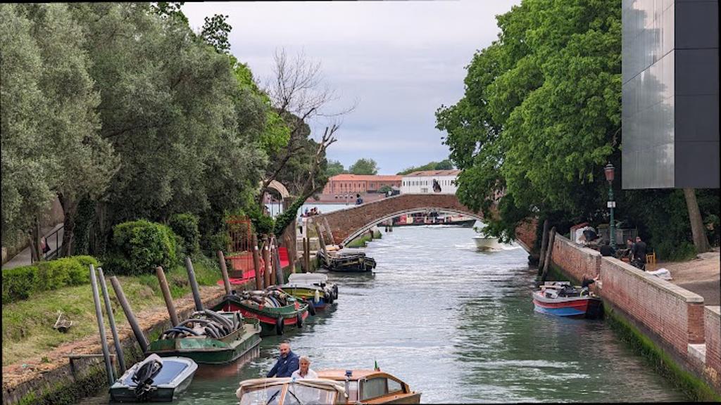 Giardini della Biennale image 5