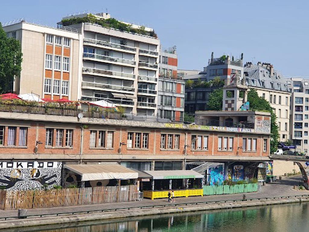 Le point ephémère - Top attraction in Paris