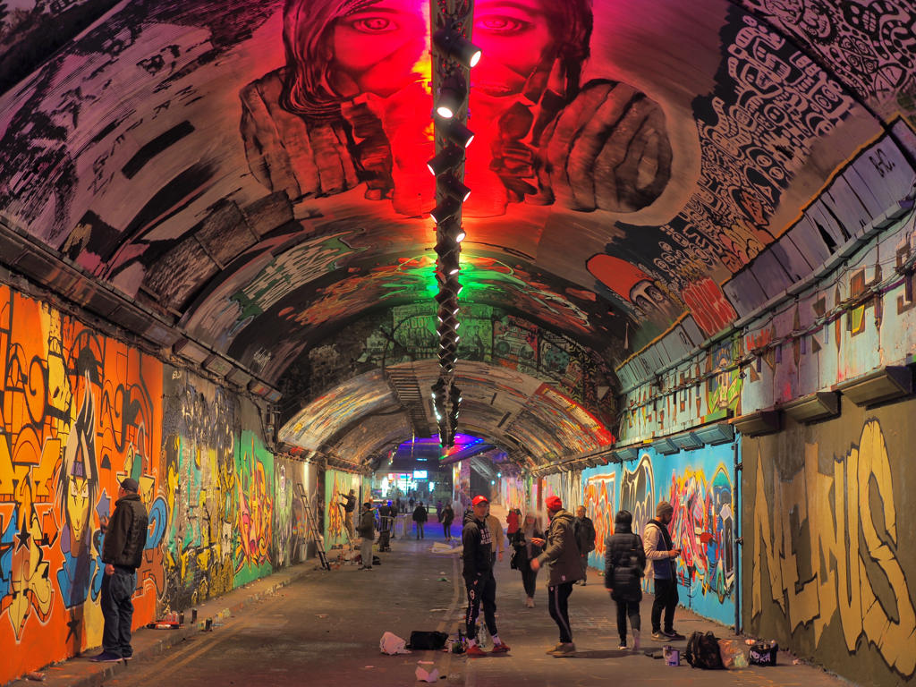 Discover Leake Street - Amazing attraction in London